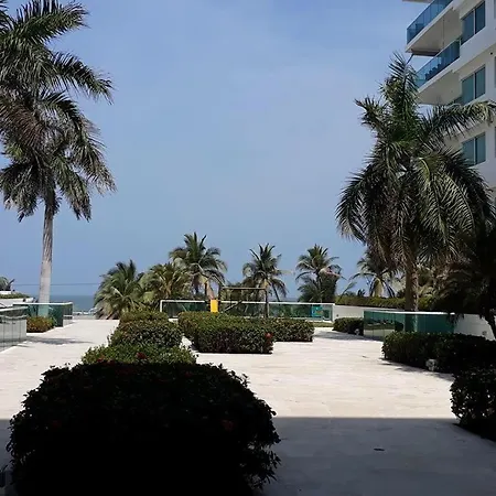 Stunning 2bd Pool - Oceanview
